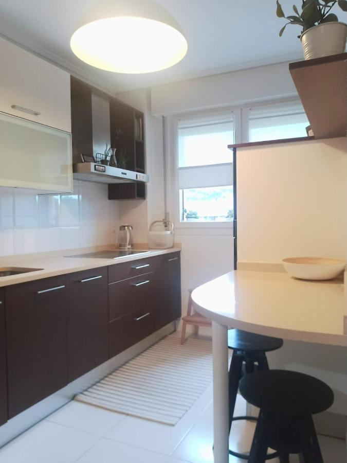 Apartamento Con Suite, Zona De Trabajo Y Yoga Wifi Y Garaje Castro Urdiales Ngoại thất bức ảnh