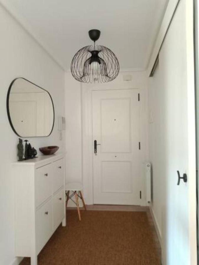 Apartamento Con Suite, Zona De Trabajo Y Yoga Wifi Y Garaje Castro Urdiales Ngoại thất bức ảnh