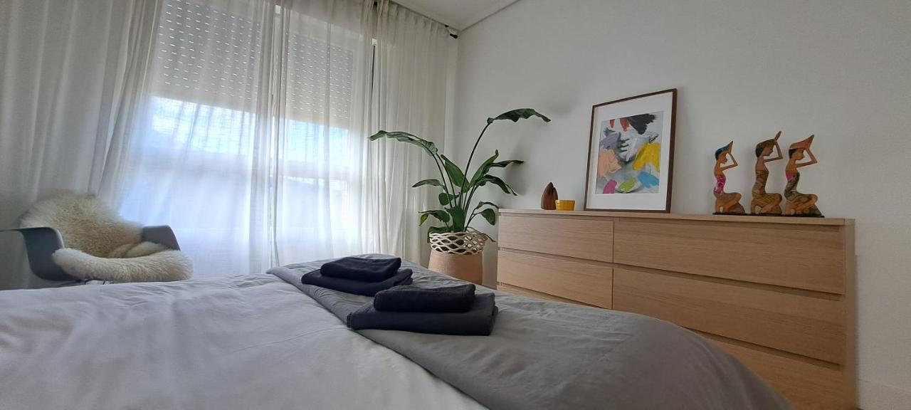 Apartamento Con Suite, Zona De Trabajo Y Yoga Wifi Y Garaje Castro Urdiales Ngoại thất bức ảnh